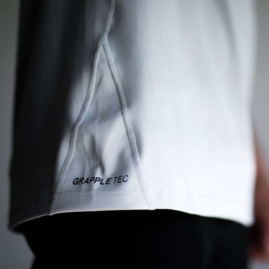 Pro Grapple Tee Grapple Tech fabric detail