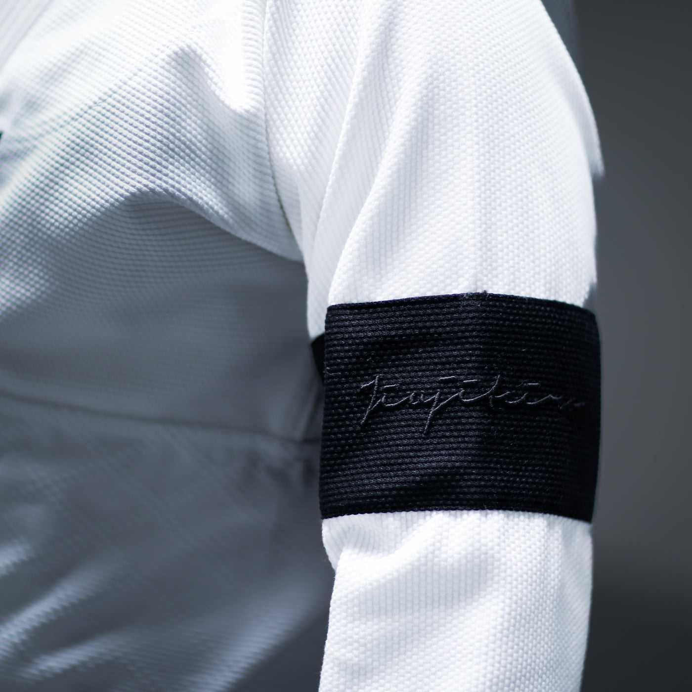 Jiujiteiro H1X Gi – IBJJF gi product view