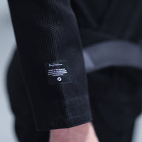 Jiujiteiro H1X Gi Black – IBJJF gi product view