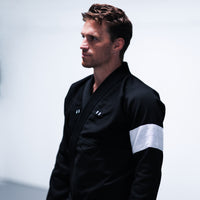 Jiujiteiro H1X Gi Black – IBJJF gi product view