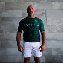 Load image into Gallery viewer, RIPPLE GREEN PRO HALF SLEEVE RASHGUARD