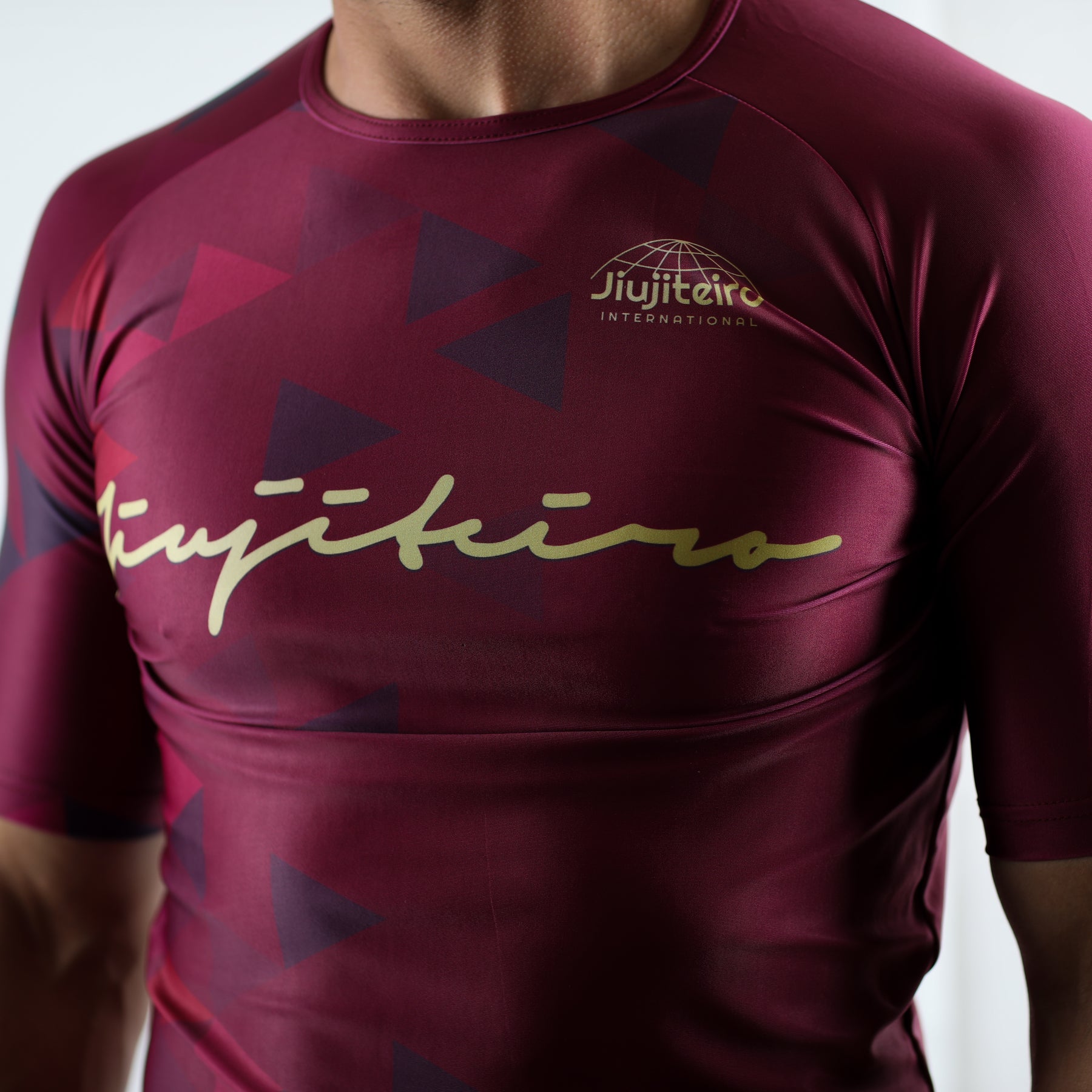 Jiujiteiro Ronan Pro Half Sleeve Rashguard – Compression rashguard for no-gi BJJ