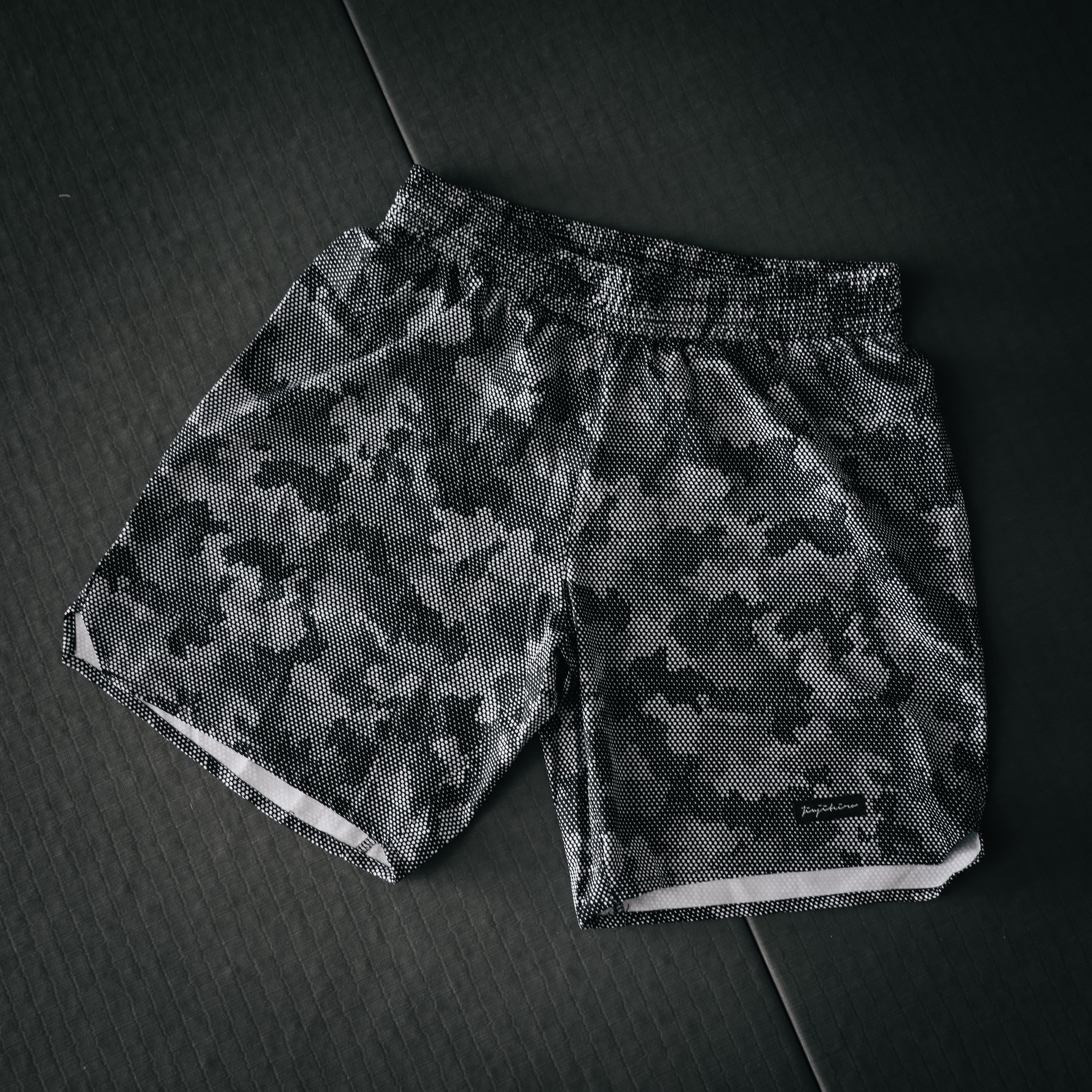 X-TRAIN NO-GI SHORTS MARBLE – Jiujiteiro