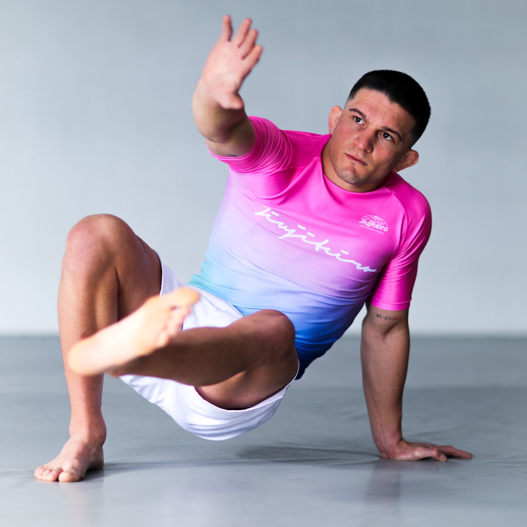 Jiujiteiro Hydrangea Pro Half Sleeve Rashguard – Grappling rashguard product view