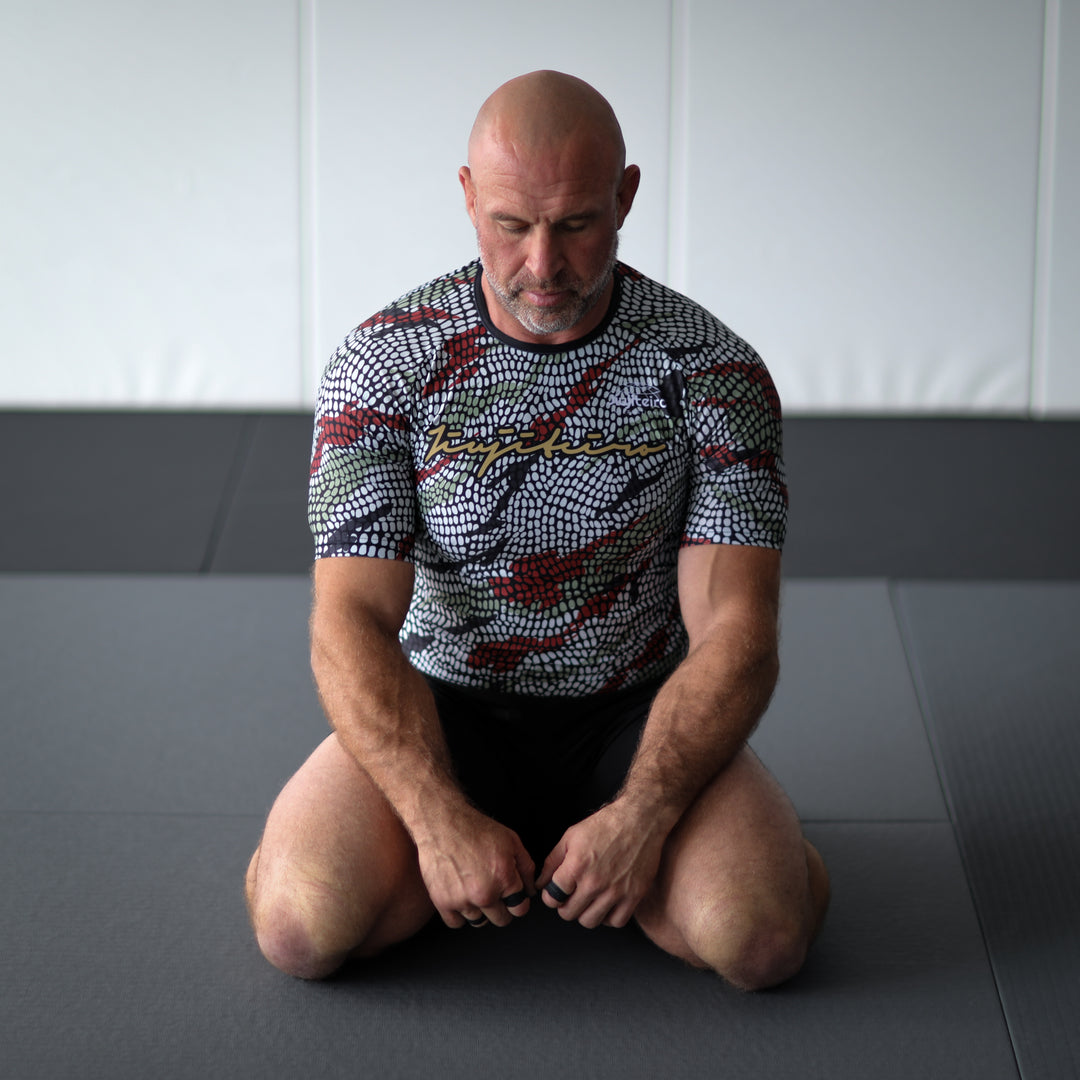 VIPER PRO HALF SLEEVE RASHGUARD