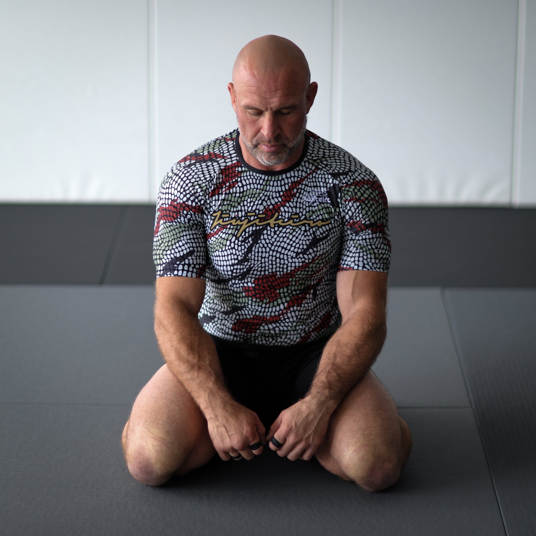 Jiujiteiro Viper Pro Half Sleeve Rashguard – Grappling rashguard product view