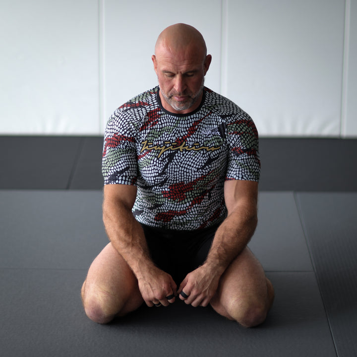 VIPER PRO HALF SLEEVE RASHGUARD