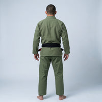 Core Gi Olive – back view on model