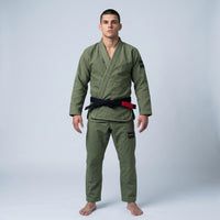 Core Gi Olive – front view on model