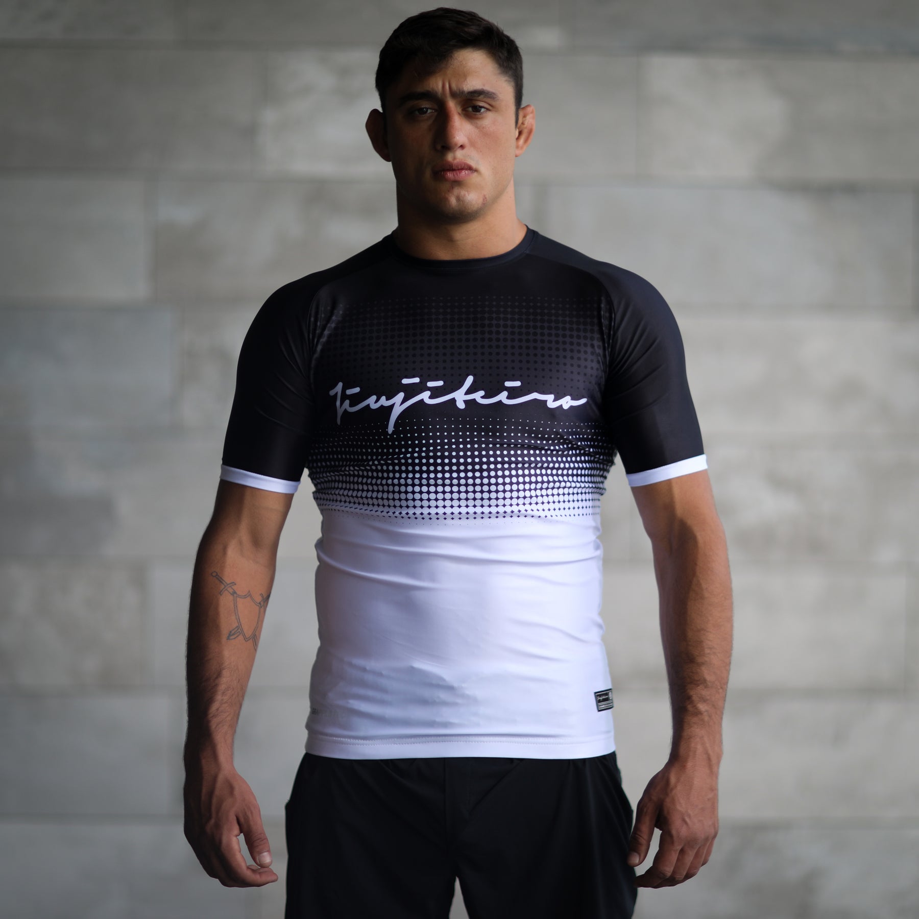 Jiujiteiro Bishop Pro Half Sleeve Rashguard – Compression rashguard for no-gi BJJ