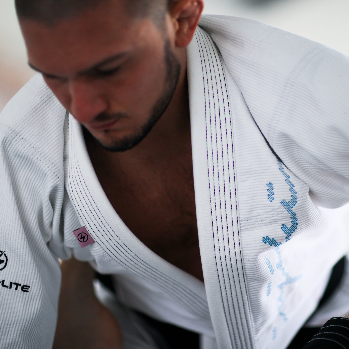 Jiujiteiro Comp-Lite Gi 23 White – IBJJF gi product view