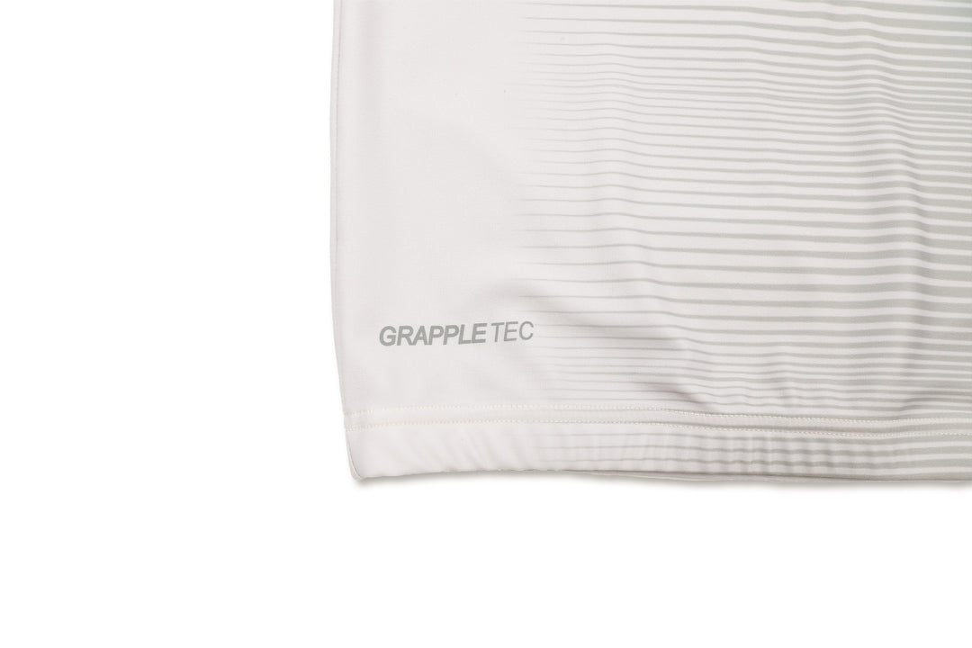 SANDSTONE PRO HALF SLEEVE RASHGUARD
