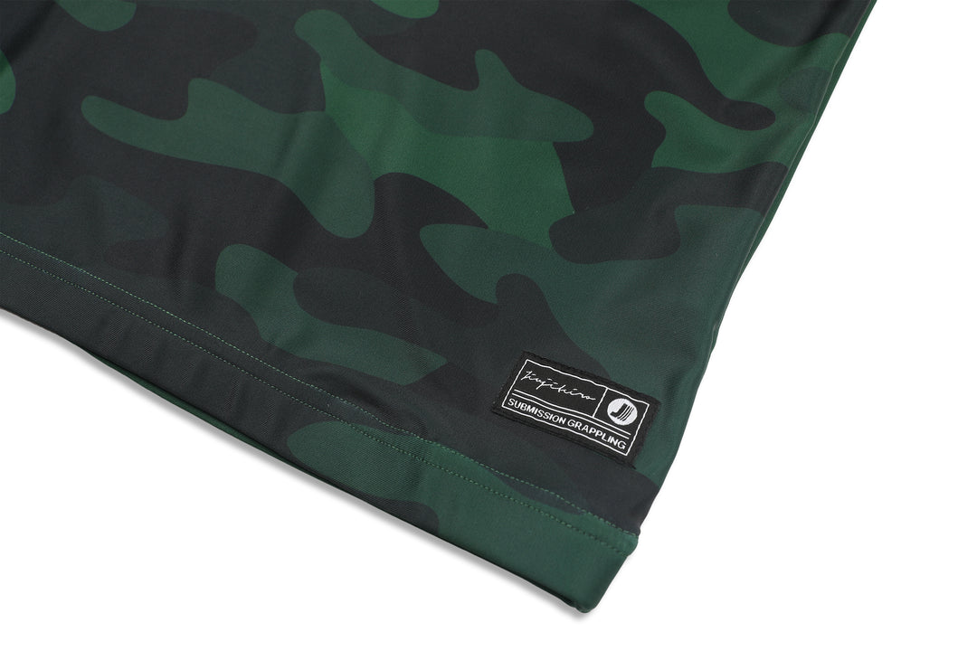 ACTIVE CAMO PRO HALF SLEEVE RASHGUARD
