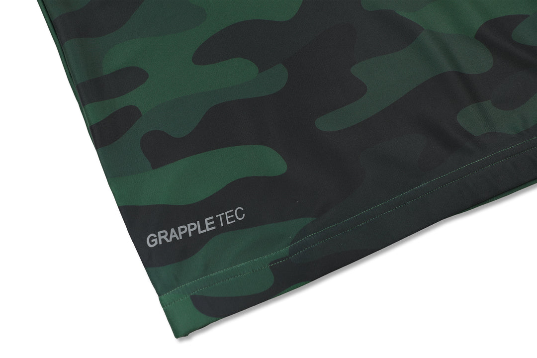 ACTIVE CAMO PRO HALF SLEEVE RASHGUARD
