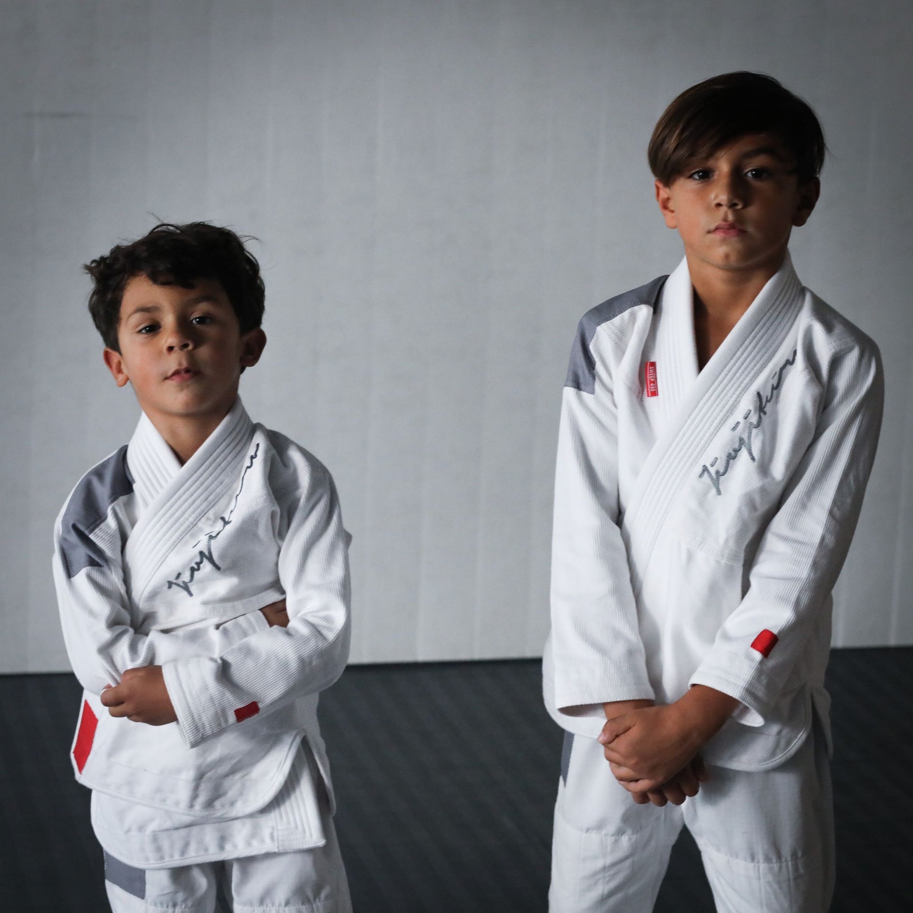 Jiujiteiro Sweep 450 Kids Gi V1 – Children BJJ gi