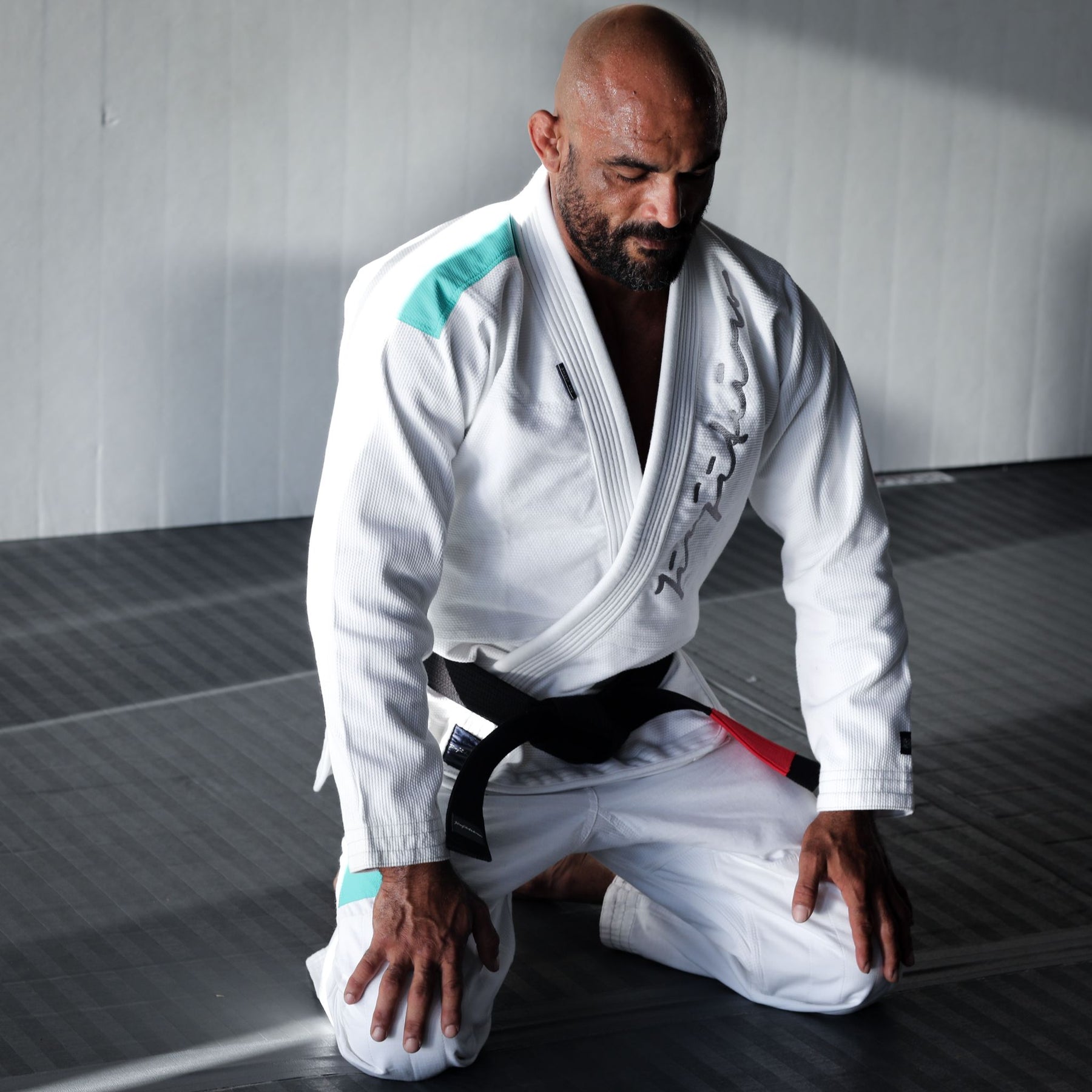 Jiujiteiro Sweep 450 Mint Gi – BJJ gi product view