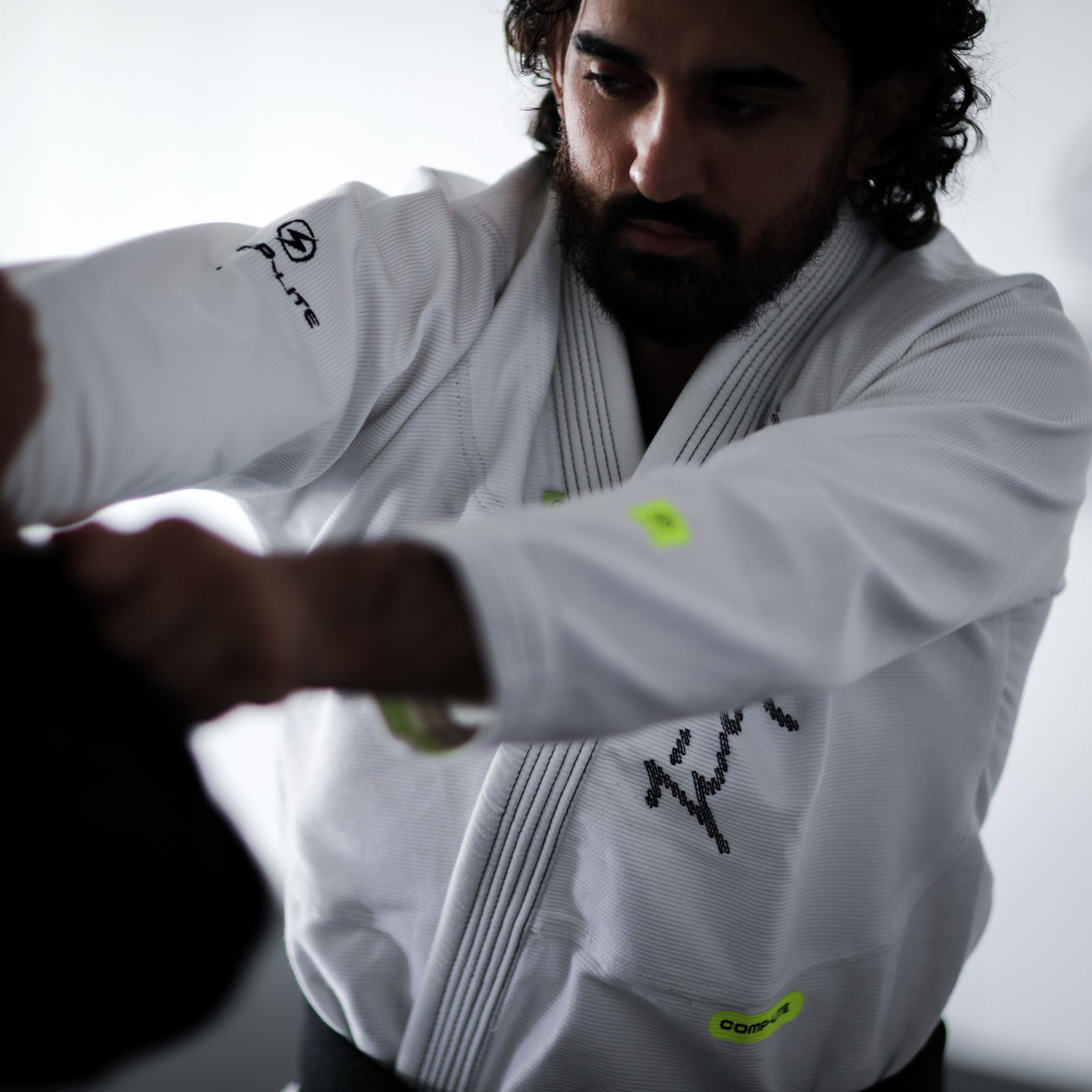 Jiujiteiro Comp-Lite Gi 22 White – IBJJF gi product view