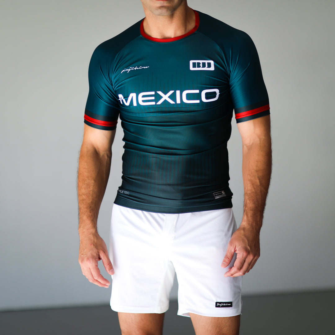 MEXICO PRO HALF SLEEVE RASHGUARD